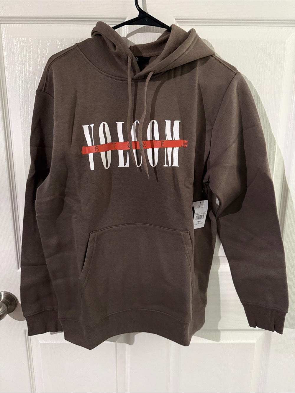 Volcom Brown Graphic Pullover Hoodie with Red Accent